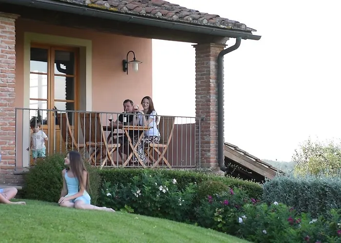 Κατάλυμα σε φάρμα Poggio Al Casone